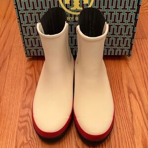 NEW TORY BURCH Ivory & Perfect Black Hurricane BOOTS 8